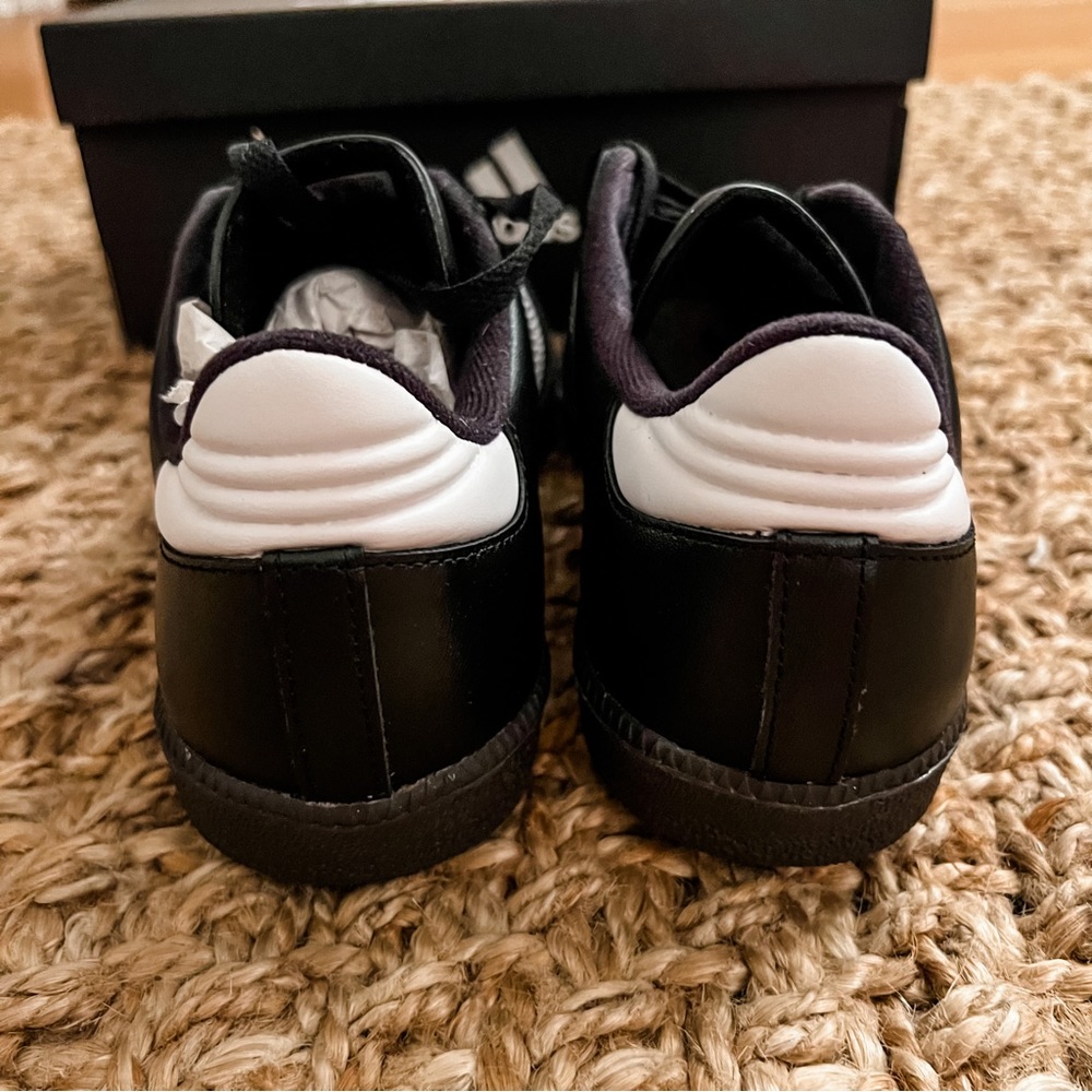 NWT Adidas Samba Classic Sneakers Black Youth 6/Women’s Size 7 - Picture 12 of 16